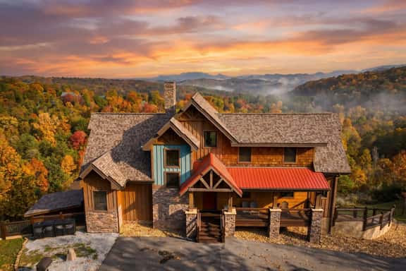 Soaky Mountain Lodge - Image 1