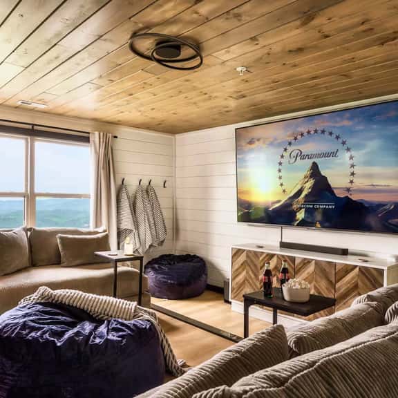 Vista Heights Lodge - Image 1