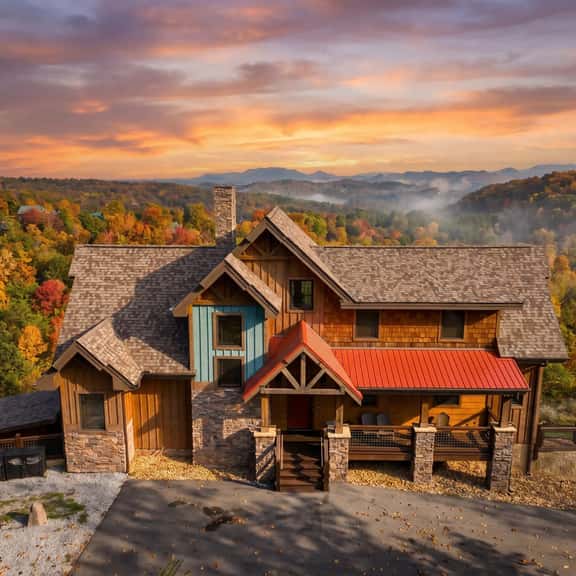 Soaky Mountain Lodge - Image 1