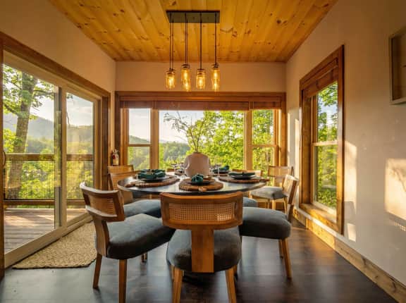 Luxe Mtn Hideaway